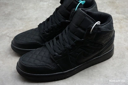 AIR JORDAN QUILTED MID BLACK 1 1010